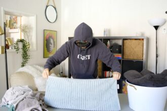 Watch Figure 02 Humanoid Fold Laundry in New AI Demo
