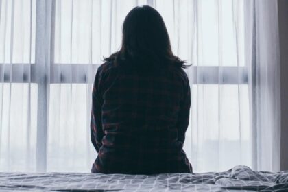 Dear Abby: Am I wrong to kick my bipolar daughter out of my house?