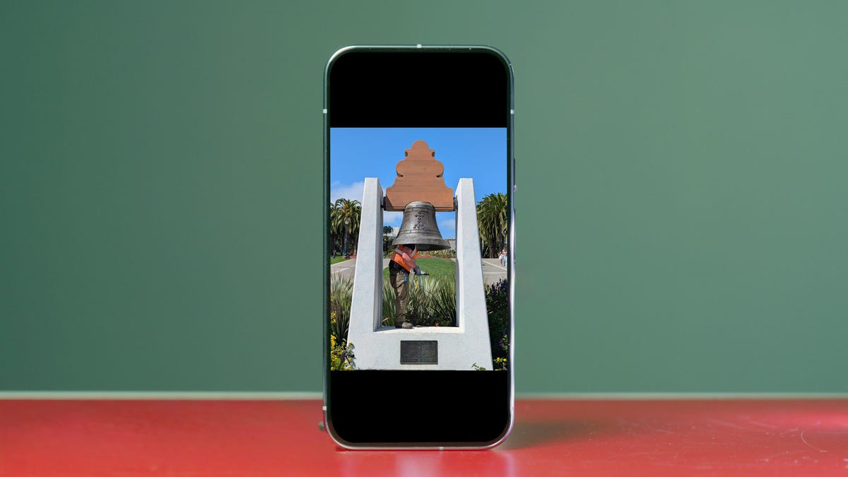 From Bougainvilleas to Trucks: How Pixel 10’s AI Camera Coach Helped Me Take Better Photos