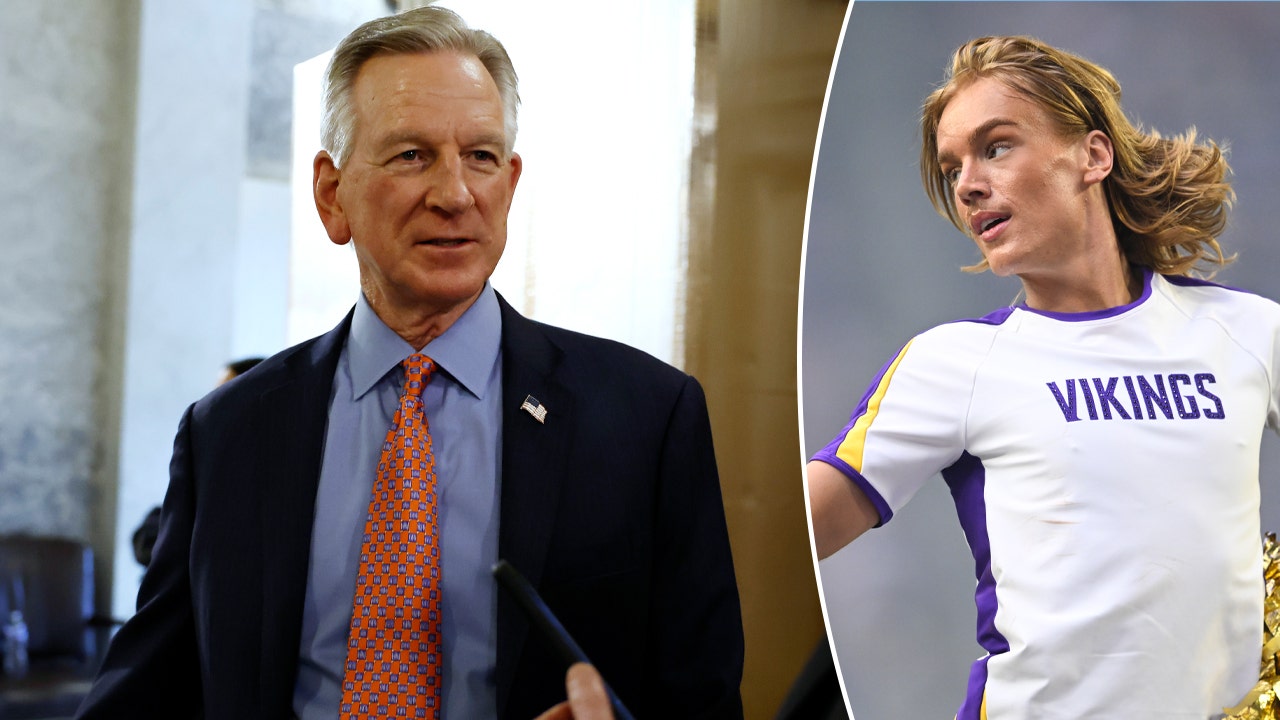 Tuberville sounds alarm as Vikings’ male cheerleaders spark debate on social media
