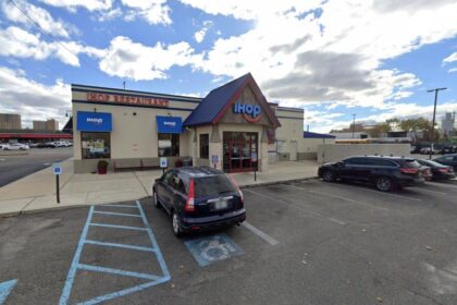 67-year-old worker at Brooklyn IHOP stabbed to death as he cleaned restaurant at closing time: NYPD