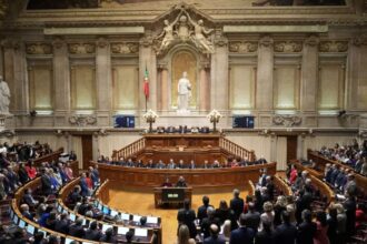 Foreigners’ law approved: PSD and Chega in favour, left voted against
