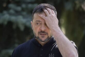 Zelenskyy once again hit with false property empire allegations