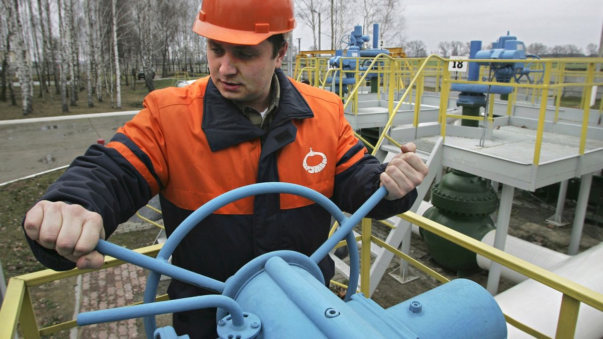 EU to propose tariffs on Russian oil amid pressure from Trump