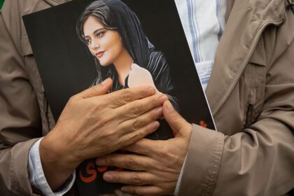 MEPs urge support for Iranian civil society three years after Mahsa Amini’s death