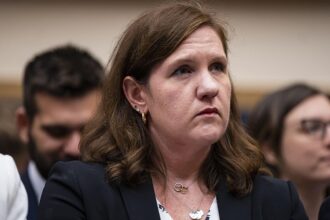Trump admin urges Supreme Court to allow president to fire Federal Trade Commission member