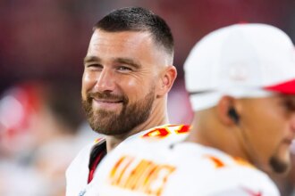 Travis Kelce gets playful payback on Patrick Mahomes with spot-on impersonation at Brazil press conference