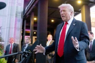 Trump blasts Democrats as Charlotte mayor wins primary following deadly train attack and more top headlines