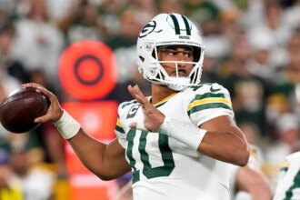 Packers beat Commanders to start season 2-0 with strong performance at Lambeau Field