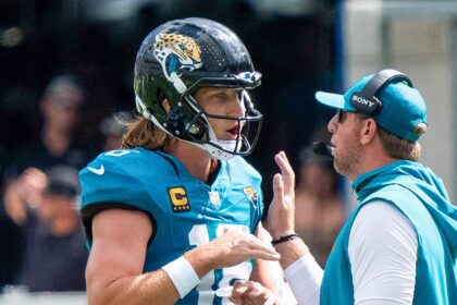 Trevor Lawrence waves off head coach in tense sideline exchange during loss to Bengals