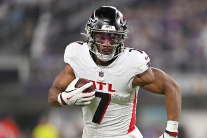 Falcons run over Vikings to spoil home opener as JJ McCarthy struggles