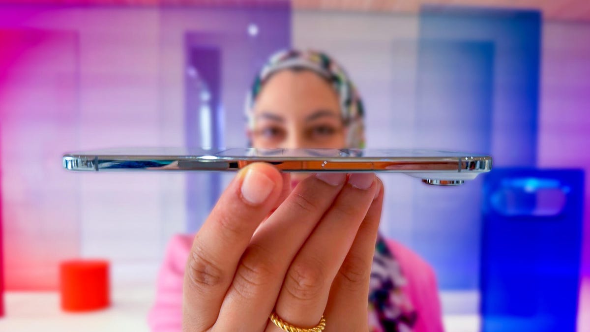 iPhone Air Review: Durability Concerns Put to Rest