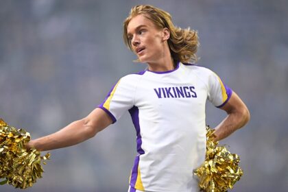 NFL male cheerleading pioneer defends Vikings performers amid preseason outcry
