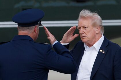 Trump to meet with top congressional leaders at White House as government shutdown looms