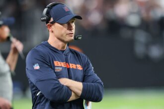 Bears coach Ben Johnson’s awkward exchange with NFL reporter sparks social media frenzy