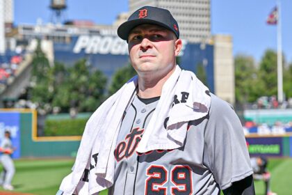 Foul ball shatters broadcast camera behind home plate during thrilling Tigers-Guardians AL Wild Card game