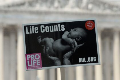 Appeals court hears Medicaid fraud case that could cost Planned Parenthood .8 billion