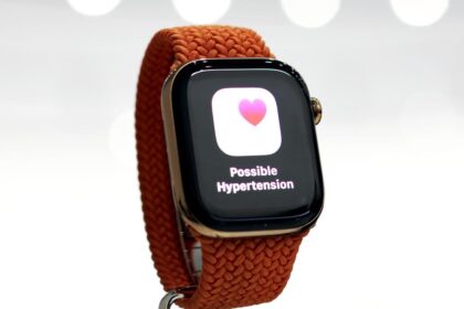 If You Get a Hypertension Notification on Your Apple Watch, This Is What You Should Do Next