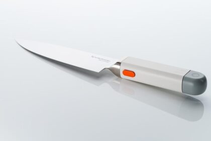 Inventor of 9 Vibrating Chef’s Knife Says It Requires ‘50% Less Force to Cut’