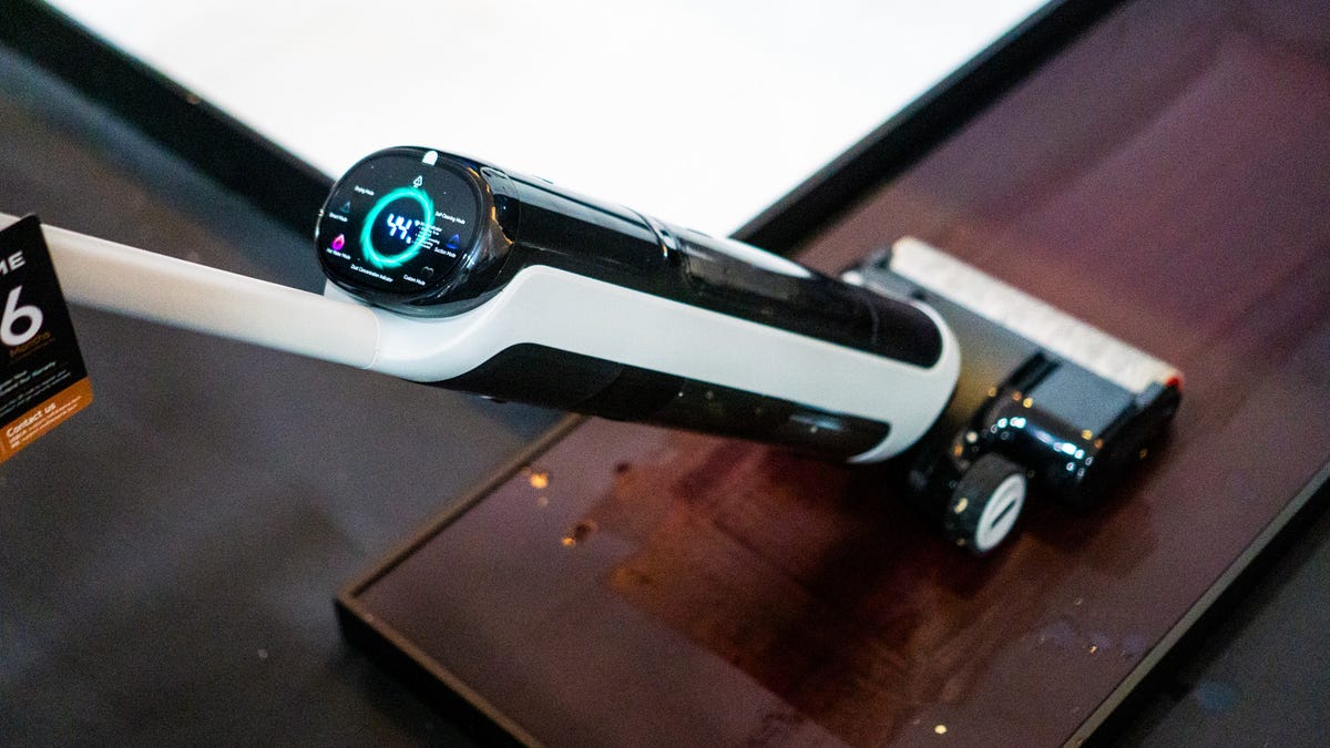 A New Wet-Dry Vac Aims to Reduce Allergies by Turning Dust Into Damp Clusters, and I Tried It