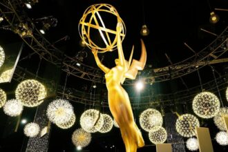 How to Watch the 77th Emmy Awards Without Cable