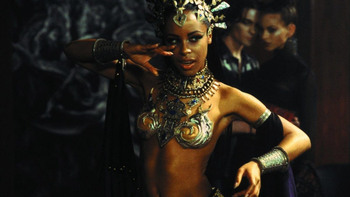 Anne Rice Hated This Vampire Movie, but It’s Actually a Bloody, Rock-Infused Cult Classic