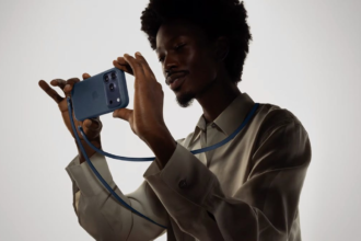 CNET Debates: Is Apple’s New Crossbody Strap a Great Idea or a Terrible One?