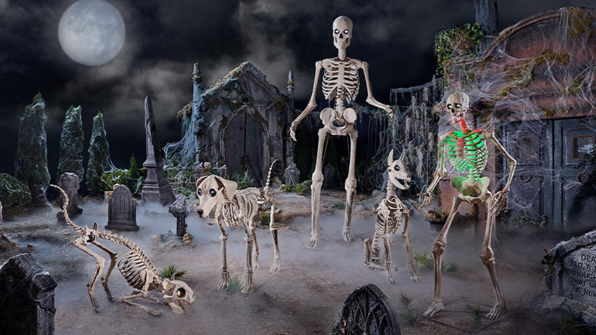 Home Depot’s Giant Skeleton Finally Has a Voice. Check Out the New App This Halloween