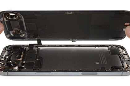iPhone Air Proves That Thinner Can Be Better, and Easy to Repair