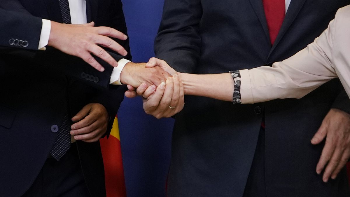 EU enlargement: How to end the wait? EU enlargement: How to end the wait?