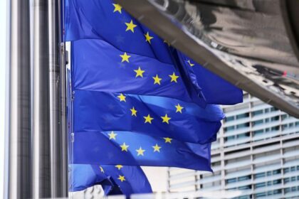 EU Commission cautiously welcomes Trump-Putin meeting in Budapest