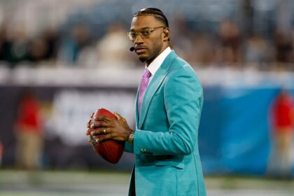 Robert Griffin III ‘thankful to God’ after family gets into ‘worst car accident of our lives’