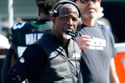 Jets make unwanted history as they drop to 0-5 to start season