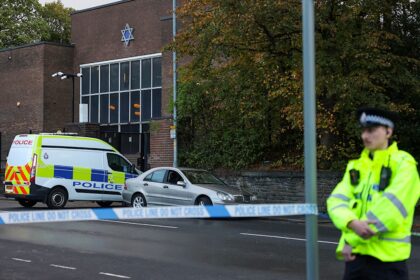 Manchester synagogue attacker ‘pledged allegiance to Islamic State,’ police say