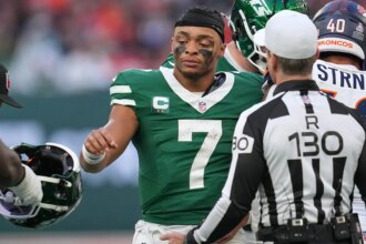 Jets’ Aaron Glenn gets into testy exchange with reporter over Justin Fields’ status as QB1