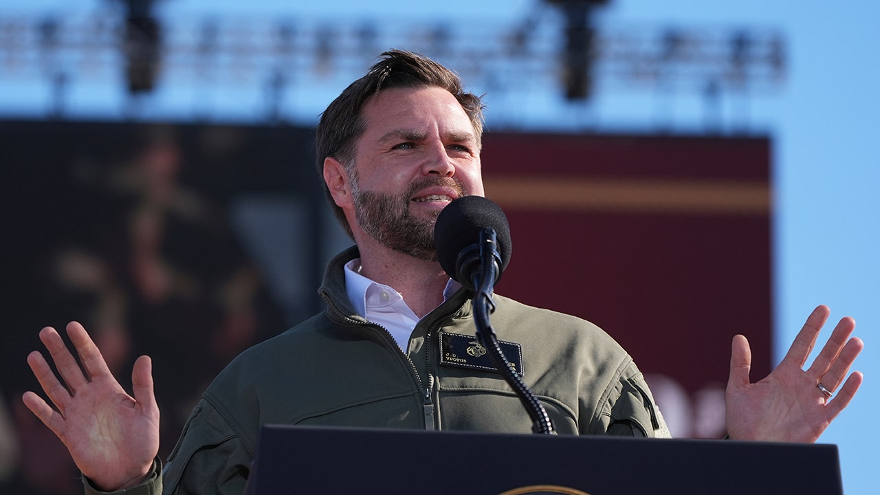 ‘First to fight’: Marine VP JD Vance marks Corps’ 250th as Hegseth says unity, not ‘diversity,’ is strength ‘First to fight’: Marine VP JD Vance marks Corps’ 250th as Hegseth says unity, not ‘diversity,’ is strength