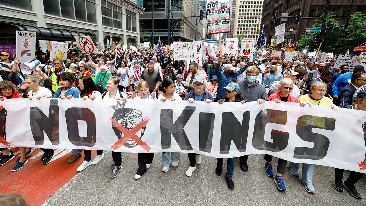 Protesters nationwide hold ‘No Kings’ rallies amid government shutdown Protesters nationwide hold ‘No Kings’ rallies amid government shutdown