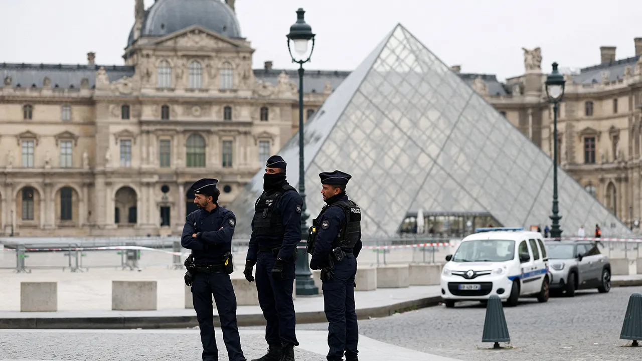 Reporter’s Notebook: A Paris jewel heist straight out of the movies Reporter’s Notebook: A Paris jewel heist straight out of the movies