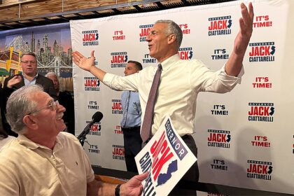 Battle for governor in closely watched election may be headed for a photo finish