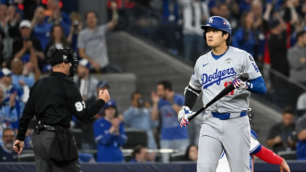 Blue Jays fans boo Dodgers’ Shohei Ohtani ahead of World Series Game 1 Blue Jays fans boo Dodgers’ Shohei Ohtani ahead of World Series Game 1