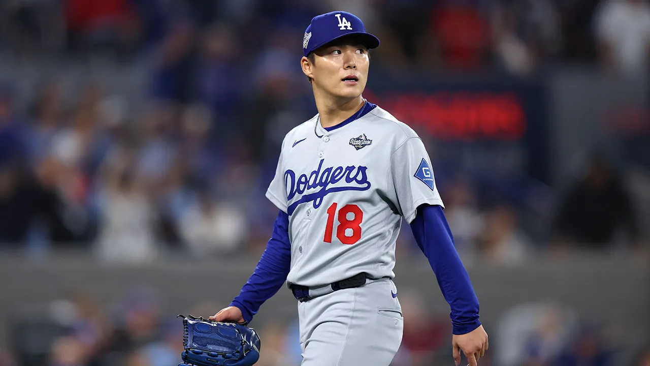 Dodgers’ Yoshinobu Yamamoto makes MLB history with back-to-back postseason complete games Dodgers’ Yoshinobu Yamamoto makes MLB history with back-to-back postseason complete games