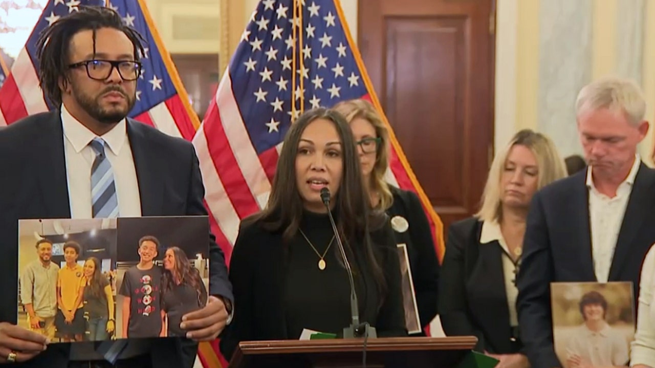 Lawmakers unveil bipartisan GUARD Act after parents blame AI chatbots for teen suicides, violence Lawmakers unveil bipartisan GUARD Act after parents blame AI chatbots for teen suicides, violence