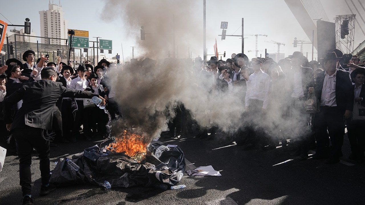 Ultra-Orthodox protesters in Jerusalem rally over Israel’s draft exemption as clashes break out Ultra-Orthodox protesters in Jerusalem rally over Israel’s draft exemption as clashes break out