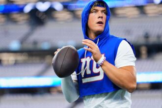 Thursday Night Football: How to Watch Eagles vs. Giants Tonight