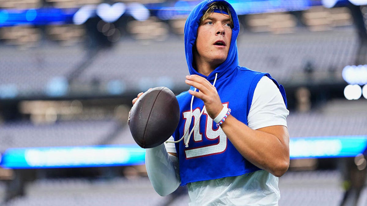 Thursday Night Football: How to Watch Eagles vs. Giants Tonight