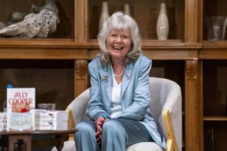Jilly Cooper, British author of bestselling risqué novels, dead at 88