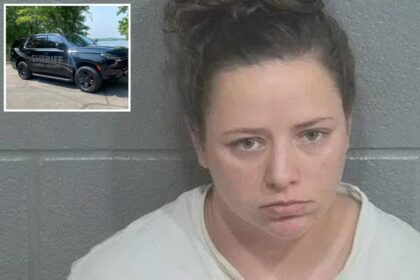 Substitute teacher, 30, allegedly video chatted underage student while naked in shower to arrange sex