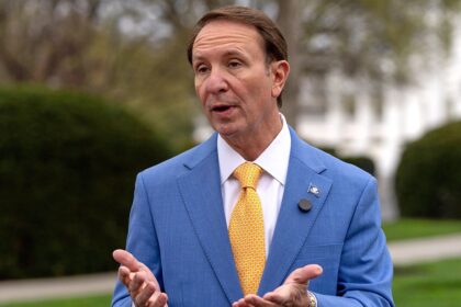 Louisiana governor asserts control over LSU’s football coach search following Brian Kelly’s dismissal