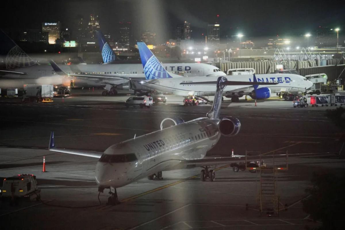 FAA halts flights at embattled Newark Airport over shutdown ‘staffing issues’