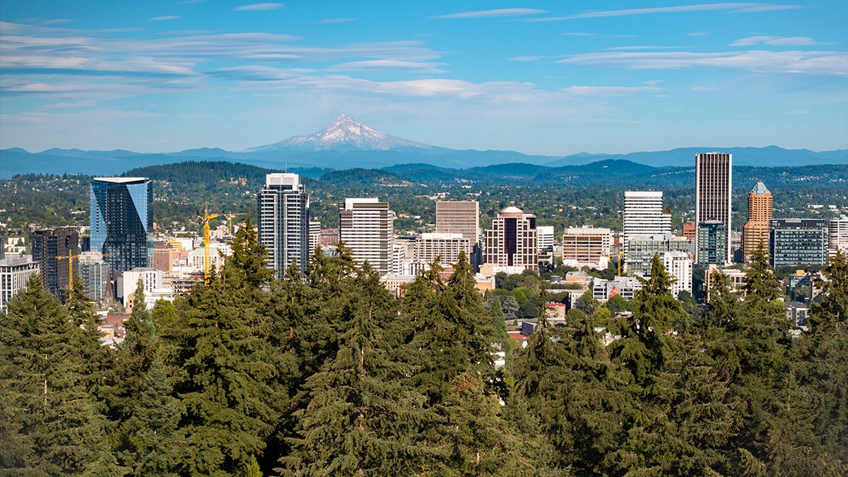 Portland, Oregon skyline.